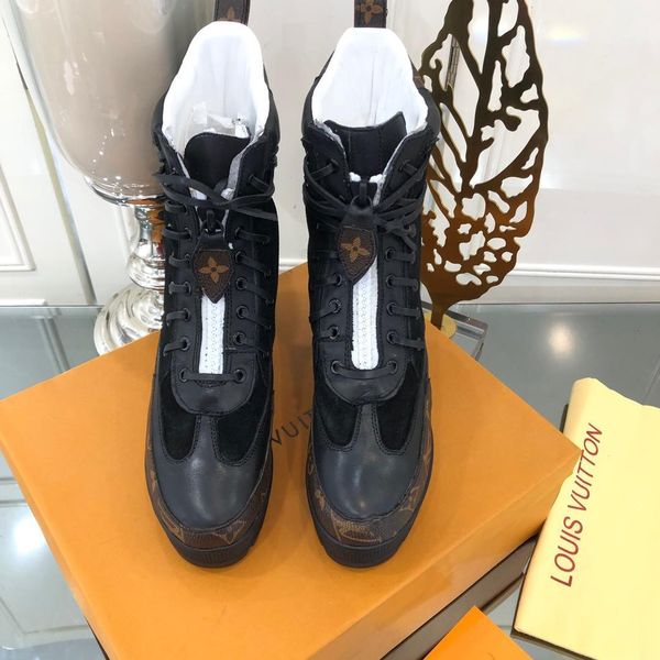 new16 high-end ladies high-heeled boots fashion platform martin boots leather ladies motorcycle boots original box packaging fast delivery, Black
new16 high-end ladies high-heeled boots fashion platform martin boots leather ladies motorcycle boots original box packaging fast delivery, Black