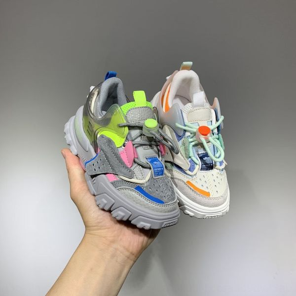 autumn 2020 children's fashion color matching sports sports shoes korean new boys' and girls' casual breathable running shoes, Black
autumn 2020 children's fashion color matching sports sports shoes korean new boys' and girls' casual breathable running shoes, Black