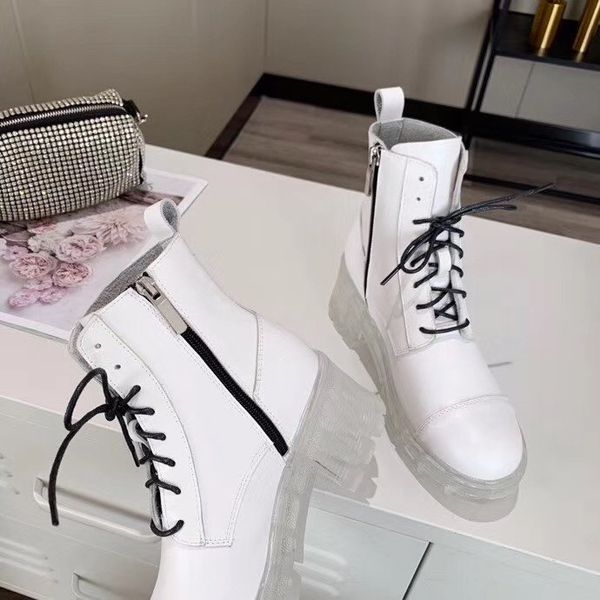 douyin same style martin boot head layer cowhide star same fabric clear crystal rubber large base number 35-40, Black
douyin same style martin boot head layer cowhide star same fabric clear crystal rubber large base number 35-40, Black