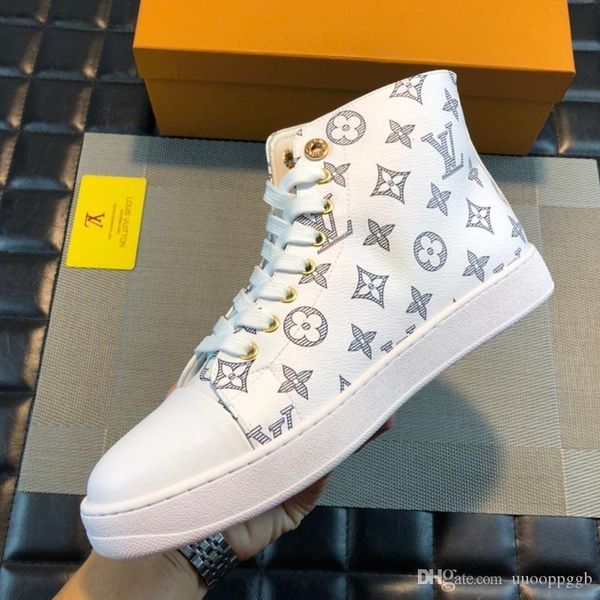 2020y new luxury men's casual fashion sneakers for sale, outdoor travel, sports laces, original box, fast delivery, Black
2020y new luxury men's casual fashion sneakers for sale, outdoor travel, sports laces, original box, fast delivery, Black