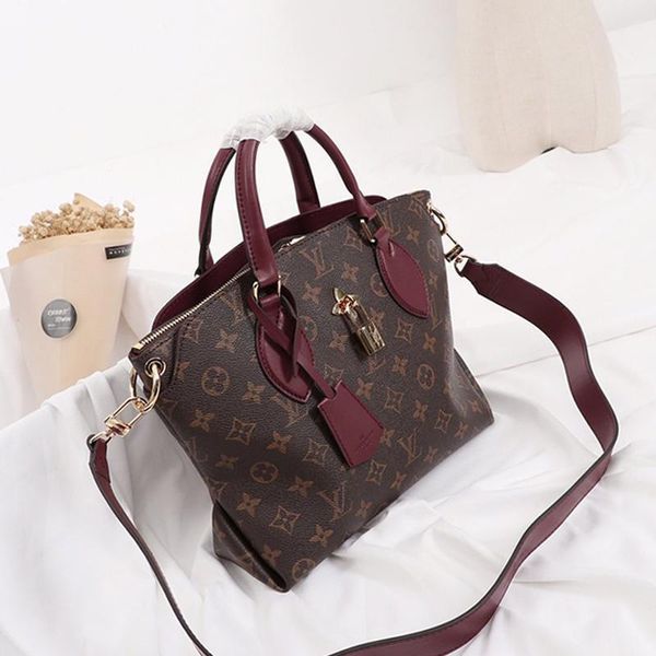 drop ship women luxury designer bag handbags leather shoulder crossbody bag ladies handbag handle totes messenger bag fast delivery
drop ship women luxury designer bag handbags leather shoulder crossbody bag ladies handbag handle totes messenger bag fast delivery