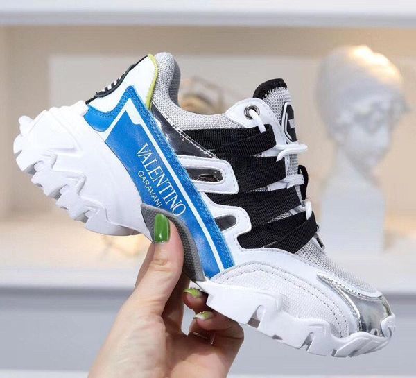 2020d new trend leather casual shoes, breathable men and women outdoor sports shoes, fashion wild party lovers shoes size 35-451, Black
2020d new trend leather casual shoes, breathable men and women outdoor sports shoes, fashion wild party lovers shoes size 35-451, Black