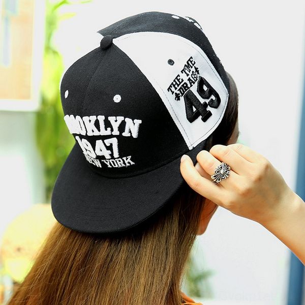egnuu korean version 1947 letter baseball color matching flat hip-hop baseball cap edge hip-hop cap male and female couples sunshade leisure, Blue;gray
egnuu korean version 1947 letter baseball color matching flat hip-hop baseball cap edge hip-hop cap male and female couples sunshade leisure, Blue;gray