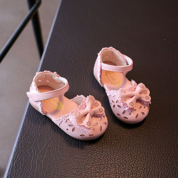 children's shoes new summer girls casual sandals princess flats party shoes fashion flowers hollow sandals bow, Black;red
children's shoes new summer girls casual sandals princess flats party shoes fashion flowers hollow sandals bow, Black;red