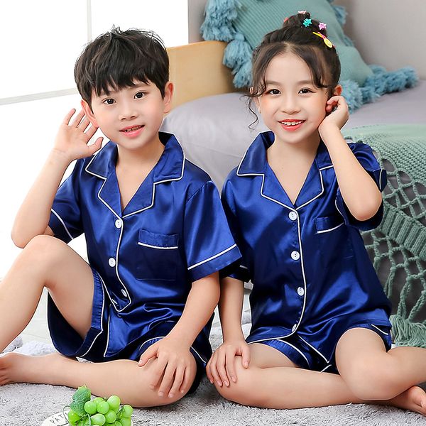summer short-sleeved children's pajamas set girls pajamas set ice silk boys pajamass set children's day gifts kids pajamass, Blue;red
summer short-sleeved children's pajamas set girls pajamas set ice silk boys pajamass set children's day gifts kids pajamass, Blue;red