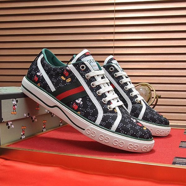 мужская обувь кроссовки chaussures de sport pour hommes легкий комфортные спортивная обувь дышащая проектировщик люкс mens tennis 1977 sneak, Black
мужская обувь кроссовки chaussures de sport pour hommes легкий комфортные спортивная обувь дышащая проектировщик люкс mens tennis 1977 sneak, Black