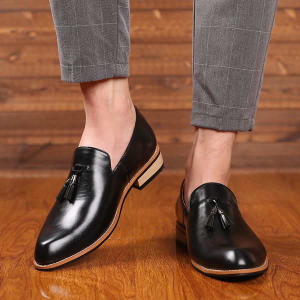 men dress shoes gentlemen british style paty leather wedding shoes men flats leather oxfords formal shoes, Black
men dress shoes gentlemen british style paty leather wedding shoes men flats leather oxfords formal shoes, Black