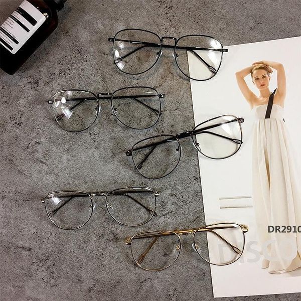 hxc tiktok large frame glasses tide harajuku metal flat glasses plain face street shooting thin glasses framedr29710, White;black
hxc tiktok large frame glasses tide harajuku metal flat glasses plain face street shooting thin glasses framedr29710, White;black