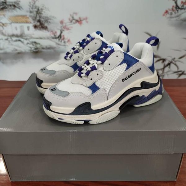 2020rf designer to create casual and comfortable all-match sports shoes, travel shoes outsole non-slip design with original box delivery, Black
2020rf designer to create casual and comfortable all-match sports shoes, travel shoes outsole non-slip design with original box delivery, Black