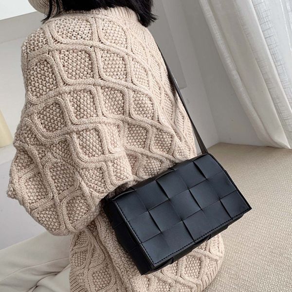 кожа pu crossbody сумки для женщин 2020 сплошной цвет сумки на ремне женщины сумки и кошельки lady travel bag
кожа pu crossbody сумки для женщин 2020 сплошной цвет сумки на ремне женщины сумки и кошельки lady travel bag