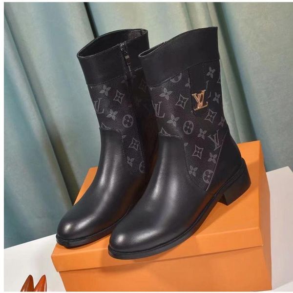 2020qj new ladies casual fashion short boots luxury ladies travel party shoes, leather material fast delivery original box packaging, Black
2020qj new ladies casual fashion short boots luxury ladies travel party shoes, leather material fast delivery original box packaging, Black
