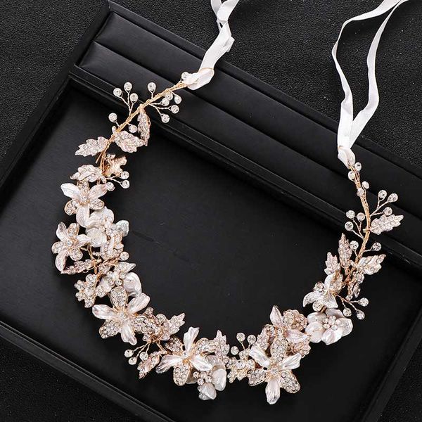 trendy gold color wedding headband tiara crystal flower bridal headpieces handmade hair vine wedding hair jewelry accessories, Golden;silver
trendy gold color wedding headband tiara crystal flower bridal headpieces handmade hair vine wedding hair jewelry accessories, Golden;silver