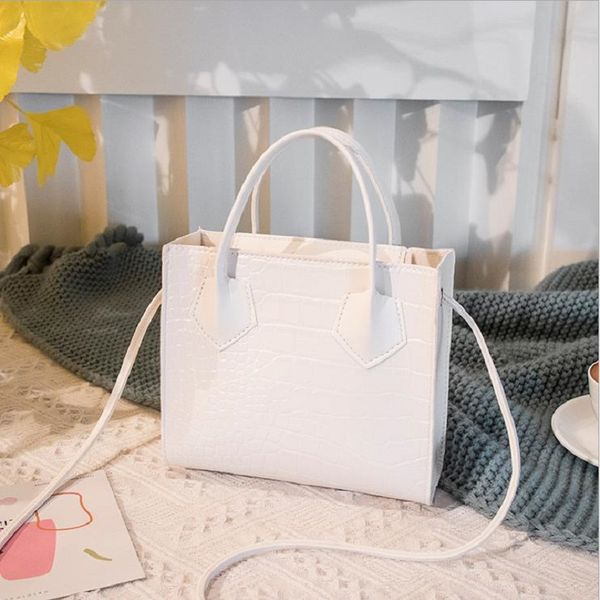 женщины мода большой емкости сплошной цвет сумки на ремне крокодил pattern crossbody сумка женская стильная сумка для ежедневного использова
женщины мода большой емкости сплошной цвет сумки на ремне крокодил pattern crossbody сумка женская стильная сумка для ежедневного использова