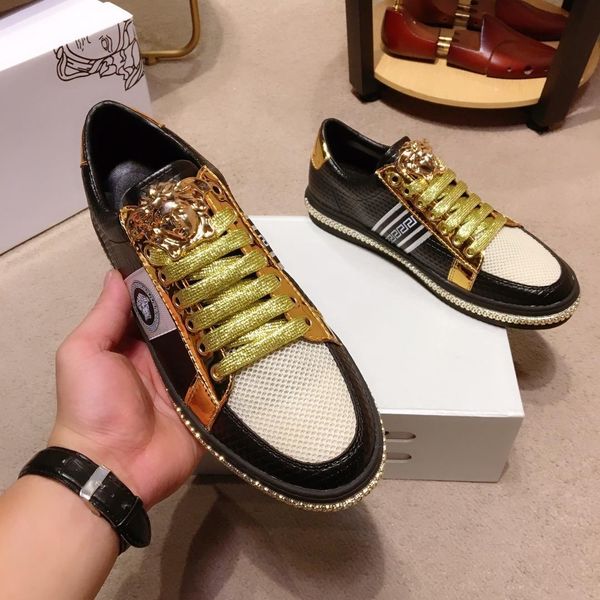 2020w high-end fashion men's printed letters comfortable casual shoes large size leather breathable outdoor sports shoes, size: 38-451, Black
2020w high-end fashion men's printed letters comfortable casual shoes large size leather breathable outdoor sports shoes, size: 38-451, Black