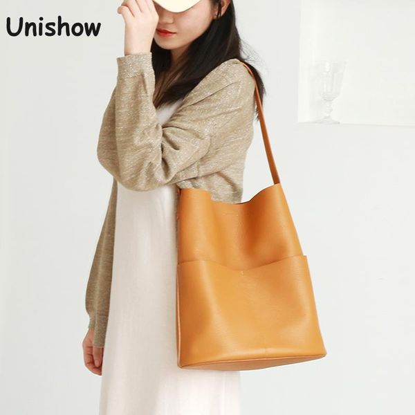 luxury genuine leather women shoulder bag casual female totes bag brand designer women leather handbags large capacity sac femme
luxury genuine leather women shoulder bag casual female totes bag brand designer women leather handbags large capacity sac femme