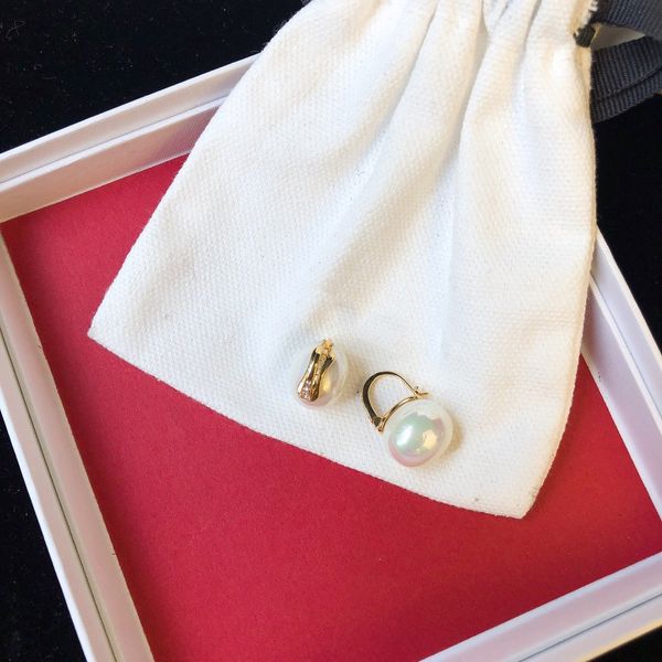 designer earrings 18k tassel pearl stud earrings show the unique charm of women exquisite gifts for women, Golden
designer earrings 18k tassel pearl stud earrings show the unique charm of women exquisite gifts for women, Golden