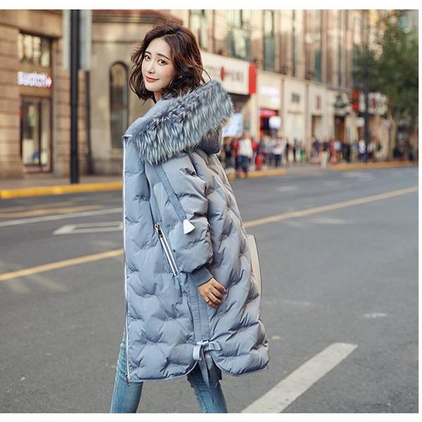 HOT New Fashion Winter Duck Down Jacket Women Slim Casual High Quality Large Fur Collar Female Epaulet Winter Coat For Women Outwear
HOT New Fashion Winter Duck Down Jacket Women Slim Casual High Quality Large Fur Collar Female Epaulet Winter Coat For Women Outwear