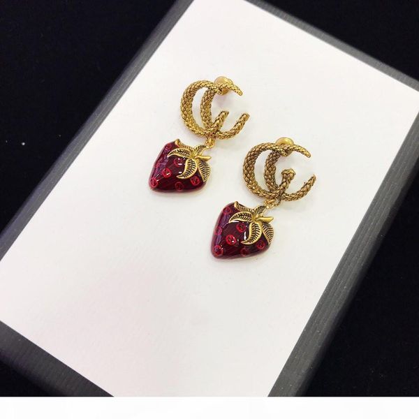 strawberry stud earrings with a retro nostalgia in the sweetness classic distressed brass material with s925 sterling silver pin earrings, Golden
strawberry stud earrings with a retro nostalgia in the sweetness classic distressed brass material with s925 sterling silver pin earrings, Golden