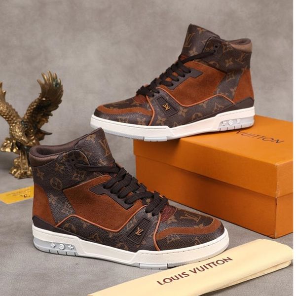 97 men's designer casual sports shoes, luxury trendy travel casual shoes, sports shoes. fast delivery in original box packaging, Black
97 men's designer casual sports shoes, luxury trendy travel casual shoes, sports shoes. fast delivery in original box packaging, Black