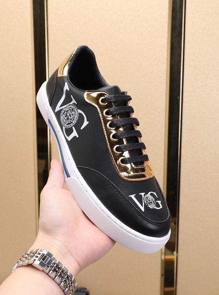 2020m high-end men's leather letter low-lace-up casual shoes, high-quality large size fashion outdoor sports shoes, size: 38-45, Black
2020m high-end men's leather letter low-lace-up casual shoes, high-quality large size fashion outdoor sports shoes, size: 38-45, Black