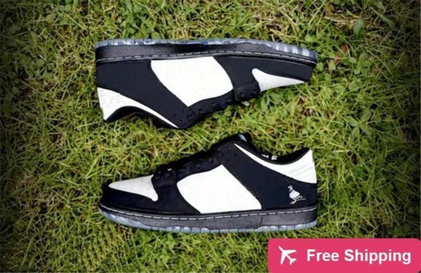 est release authentic originals staple x dunk sb low pro og qs skateboard shoes for men women sports sneakers with box bv1310 -01
est release authentic originals staple x dunk sb low pro og qs skateboard shoes for men women sports sneakers with box bv1310 -01