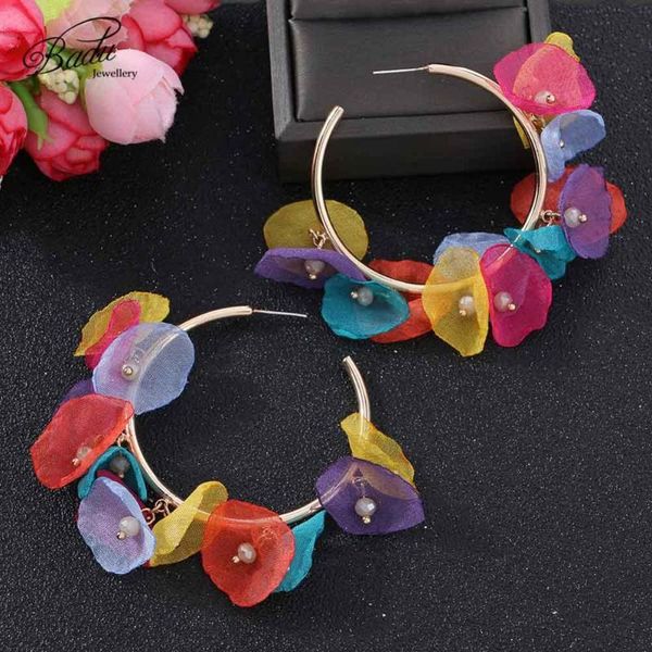 bohemian style colorful hoop flower earrings female fashion cute golden big round geometric yarn romantic accessories for girl, Golden;silver
bohemian style colorful hoop flower earrings female fashion cute golden big round geometric yarn romantic accessories for girl, Golden;silver
