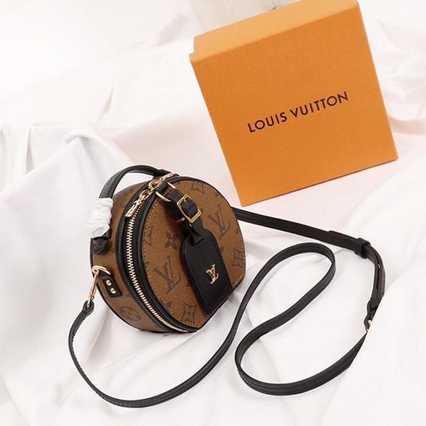 высокое качество женская сумка sac d '; épaule тотализаторов дизайнер luxury ladies сумки кошельки crossbody сумки кожаные мини сумки леди п
высокое качество женская сумка sac d '; épaule тотализаторов дизайнер luxury ladies сумки кошельки crossbody сумки кожаные мини сумки леди п