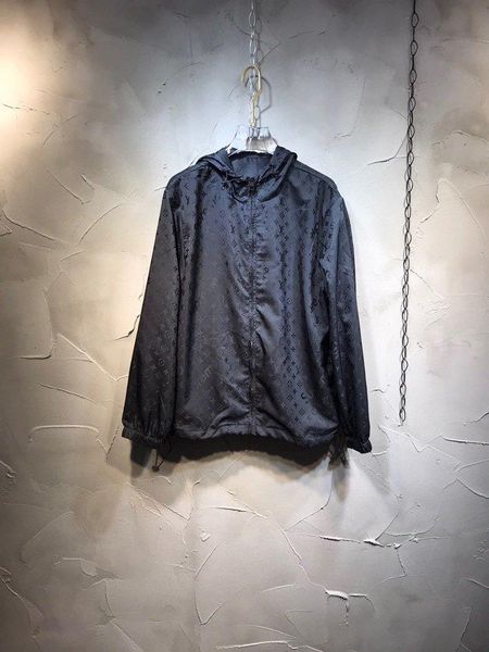 spring and autumn 2020 new fashionable men's hoodie jacket, high-quality thin letter printing, breathable comfortable, european and ame, Black;brown
spring and autumn 2020 new fashionable men's hoodie jacket, high-quality thin letter printing, breathable comfortable, european and ame, Black;brown