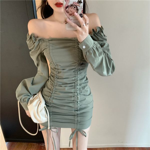 off-shoulder bag hip skirt 2020 autumn new elegant square collar pleated slim dress women, White;black
off-shoulder bag hip skirt 2020 autumn new elegant square collar pleated slim dress women, White;black