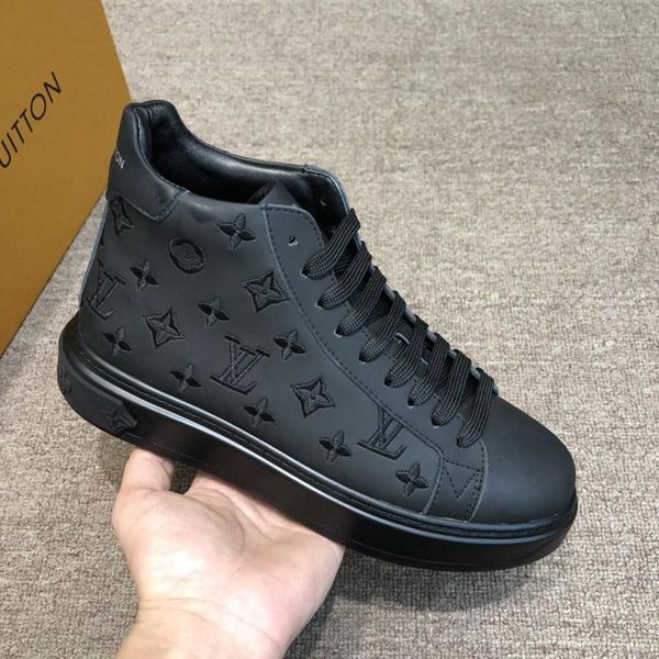 2021 new listing designer luxury mens casual sport shoes, high mens breathable casual shoes outdoor mens sport shoes size 38-45 0046, Black
2021 new listing designer luxury mens casual sport shoes, high mens breathable casual shoes outdoor mens sport shoes size 38-45 0046, Black