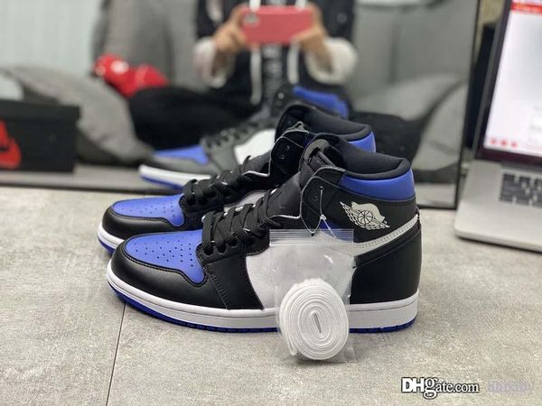 air authentic 1 high og retro game royal basketball shoes white black toe 1s men sports sneakers with box
air authentic 1 high og retro game royal basketball shoes white black toe 1s men sports sneakers with box