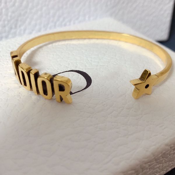 d family di family 2020 bracelet female bronze open letter bracelet accessories charm bracelets, Golden;silver
d family di family 2020 bracelet female bronze open letter bracelet accessories charm bracelets, Golden;silver