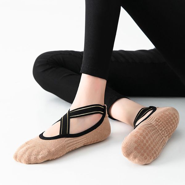 ushine quality bandage yoga socks non-slip towel bottom pilates socks breathable quick dry backless barre dance, Black
ushine quality bandage yoga socks non-slip towel bottom pilates socks breathable quick dry backless barre dance, Black