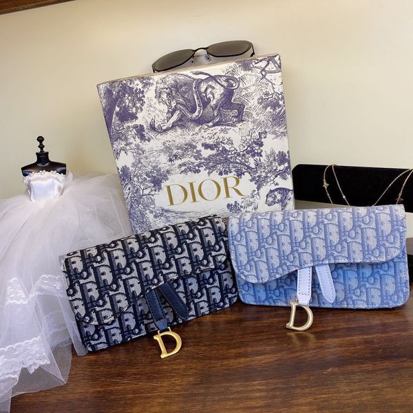 2020 дизайнерские сумки мода сумки кожи плеча сумки crossbody сумки christian dior сумки кошелек рюкзак сумка сцепления 13, Golden;silver
2020 дизайнерские сумки мода сумки кожи плеча сумки crossbody сумки christian dior сумки кошелек рюкзак сумка сцепления 13, Golden;silver