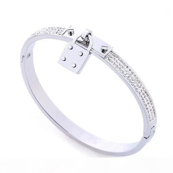 luxury designer jewelry women bracelets stainless steel cuff bracelet pave silver rose gold tone charms lock bangle je1564859e3#, Black
luxury designer jewelry women bracelets stainless steel cuff bracelet pave silver rose gold tone charms lock bangle je1564859e3#, Black