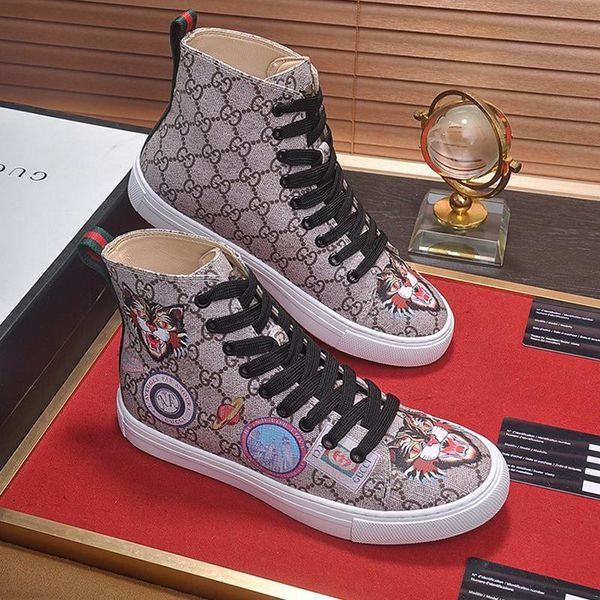 men casual shoes sneakers flats fashion sneakers male footwear platform zapatos hombre with original box ace leather high -sneaker boots
men casual shoes sneakers flats fashion sneakers male footwear platform zapatos hombre with original box ace leather high -sneaker boots