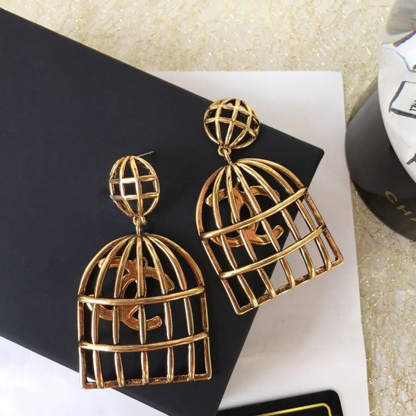 hollowed-out birdcage earrings are a fashion hit in europe and the us luxury custom women's earrings
hollowed-out birdcage earrings are a fashion hit in europe and the us luxury custom women's earrings