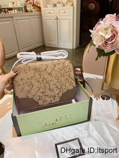 printing grain canvas camera tofu small square messenger vintage shoulder women bags worn genuine leather handbags designer luxury
printing grain canvas camera tofu small square messenger vintage shoulder women bags worn genuine leather handbags designer luxury