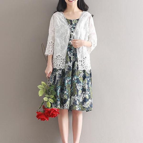 women's summer new artistic mid-length embroidered loose large size cotton and linen thin women's embroidered coat sunscreen coat, Tan;black
women's summer new artistic mid-length embroidered loose large size cotton and linen thin women's embroidered coat sunscreen coat, Tan;black