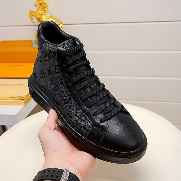 2020 new winter fashion boots shoes for men luxury design tattoo rivoli sneaker boot with original box ankle boots chaussures pour hommes vi
2020 new winter fashion boots shoes for men luxury design tattoo rivoli sneaker boot with original box ankle boots chaussures pour hommes vi