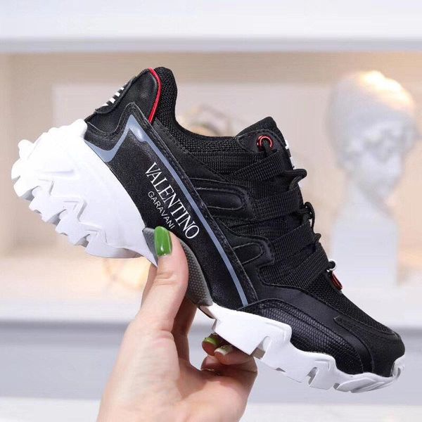 2020q new trend leather casual shoes, breathable men and women outdoor sports shoes, fashion wild party lovers shoes size 35-451, Black
2020q new trend leather casual shoes, breathable men and women outdoor sports shoes, fashion wild party lovers shoes size 35-451, Black