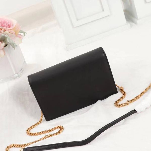 the network's most high-end quality new women's handbag 1:1 high-quality customized with shoulder strap fashion celebrity essentia
the network's most high-end quality new women's handbag 1:1 high-quality customized with shoulder strap fashion celebrity essentia