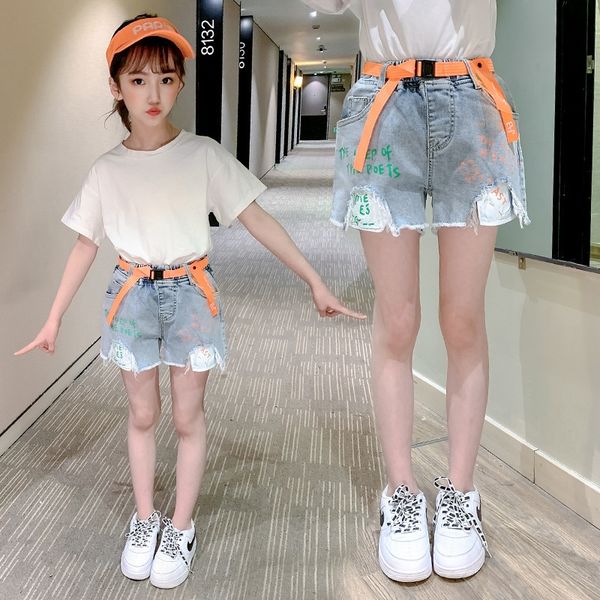 girls' denim shorts summer and wear jeans new children's outer pants thin children's clothing all-match western style jeans, Blue
girls' denim shorts summer and wear jeans new children's outer pants thin children's clothing all-match western style jeans, Blue