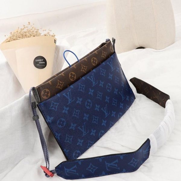 fast delivery men bag leather crossbody bag retro trend new arrival vintage classic shoulder bags luxury designer mens messenger bags
fast delivery men bag leather crossbody bag retro trend new arrival vintage classic shoulder bags luxury designer mens messenger bags