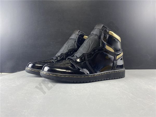 2020 jumpman black gold patent leather 1 1s with box og high basketball mens basketball shoes 555088-032 athletic sneakers size 40.5-46
2020 jumpman black gold patent leather 1 1s with box og high basketball mens basketball shoes 555088-032 athletic sneakers size 40.5-46