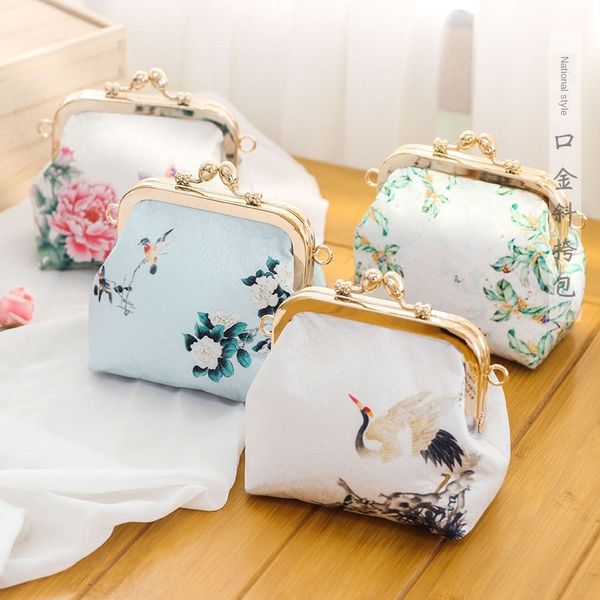 qian li coin purse national style storage wallet national wallet mouth gold crossbar chain storage bag hipster girl crossbar bag
qian li coin purse national style storage wallet national wallet mouth gold crossbar chain storage bag hipster girl crossbar bag
