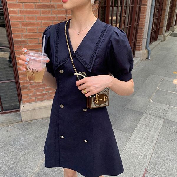 5.18 new semi-sugar double-breasted gold buckle skirt embroidered doll collar short sleeve dress dress dressdoll dressfor women, Black;gray
5.18 new semi-sugar double-breasted gold buckle skirt embroidered doll collar short sleeve dress dress dressdoll dressfor women, Black;gray