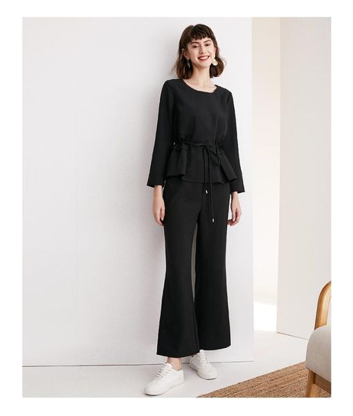set autumn new two piece set waist show thin round neck waist + micro coughing pants women's wear, White
set autumn new two piece set waist show thin round neck waist + micro coughing pants women's wear, White
