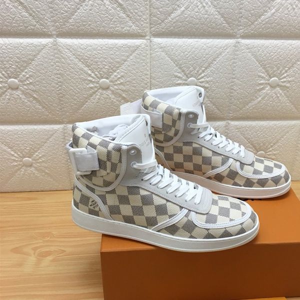 0130 men's designer casual sports shoes and famous brand outdoor casual shoes, fast delivery in the original box, Black
0130 men's designer casual sports shoes and famous brand outdoor casual shoes, fast delivery in the original box, Black