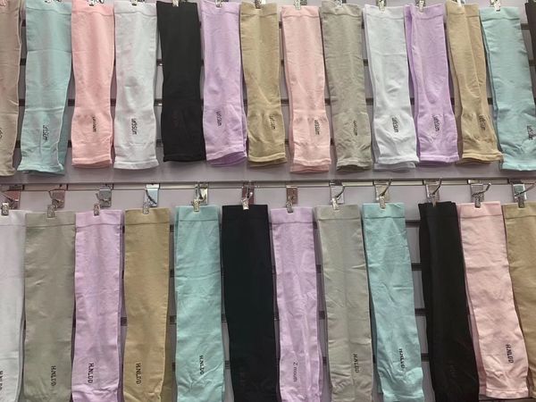 women's sunscreen uv-proof silk arm men's driving ice sleeve gloves ice sleeve sunscreen gloves thin
women's sunscreen uv-proof silk arm men's driving ice sleeve gloves ice sleeve sunscreen gloves thin